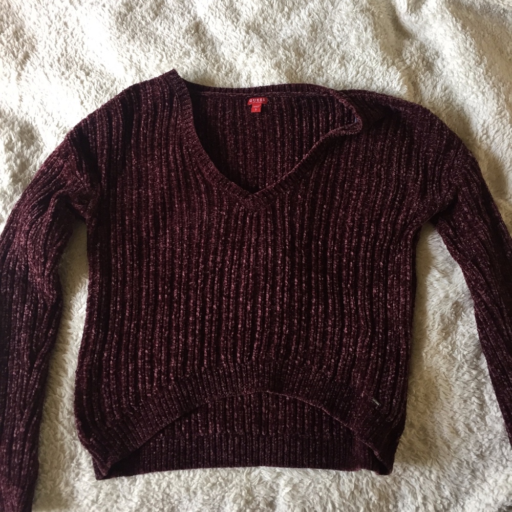 Guess Long sleeve fuzzy top